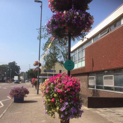 2 Tier basket pole display 